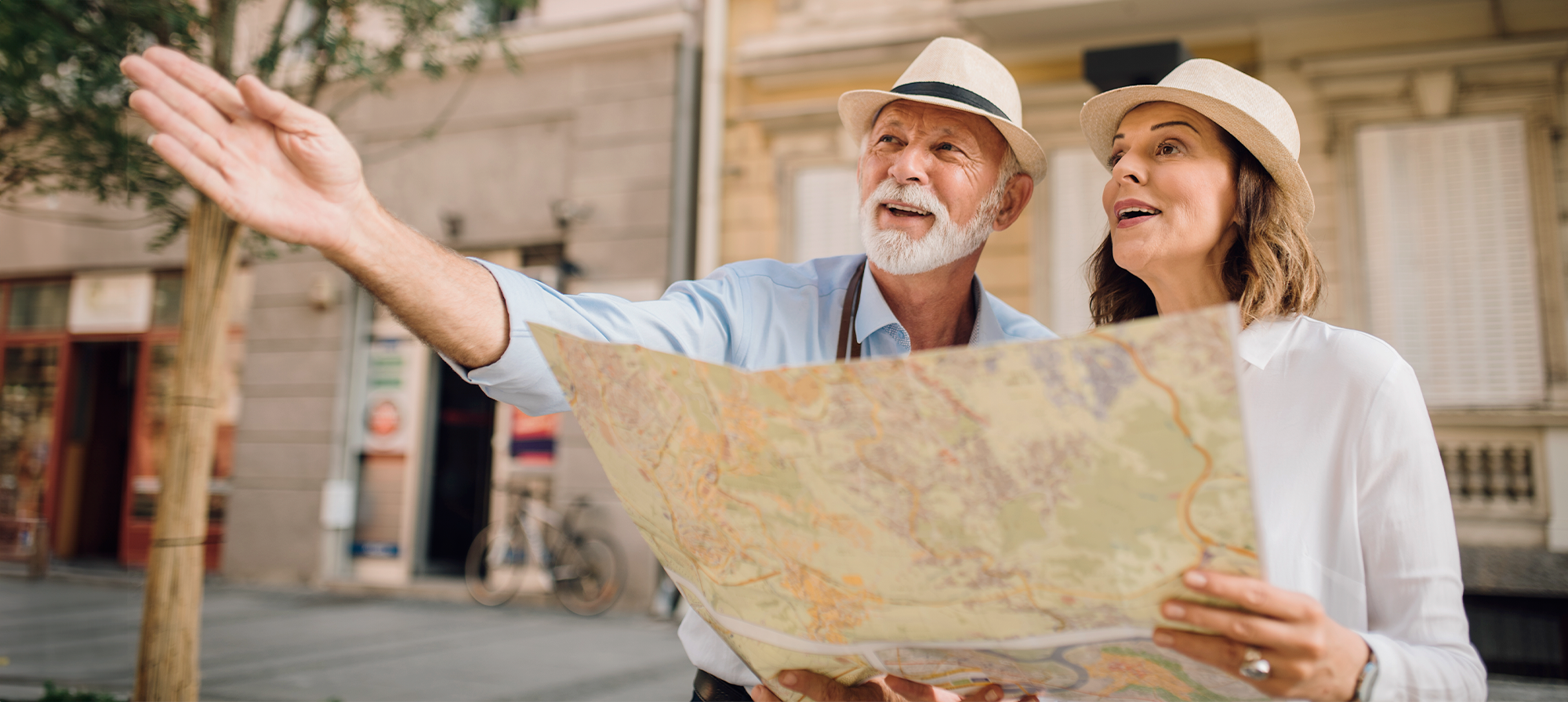 Explore the World Around You With a Walking Tour